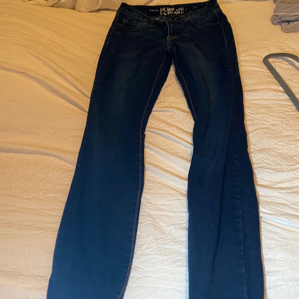 Skinny jeans